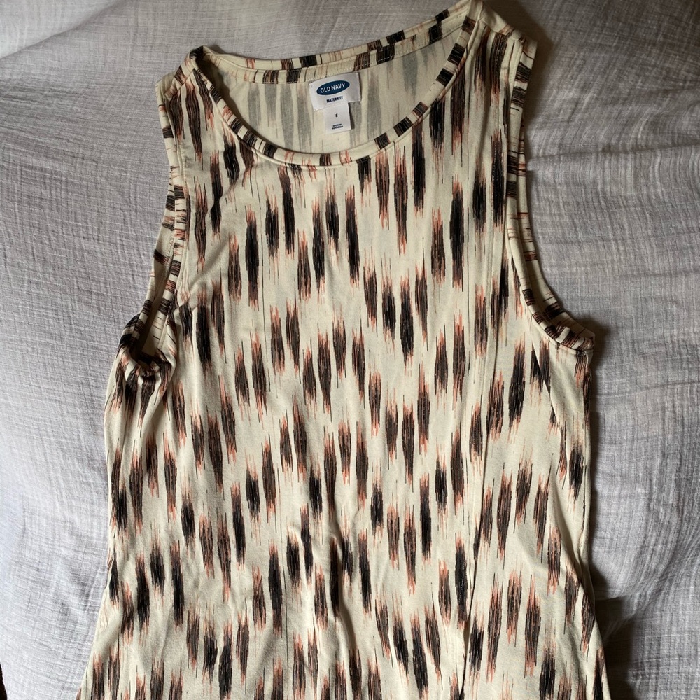 Old Navy Nursing Sleeveless Top